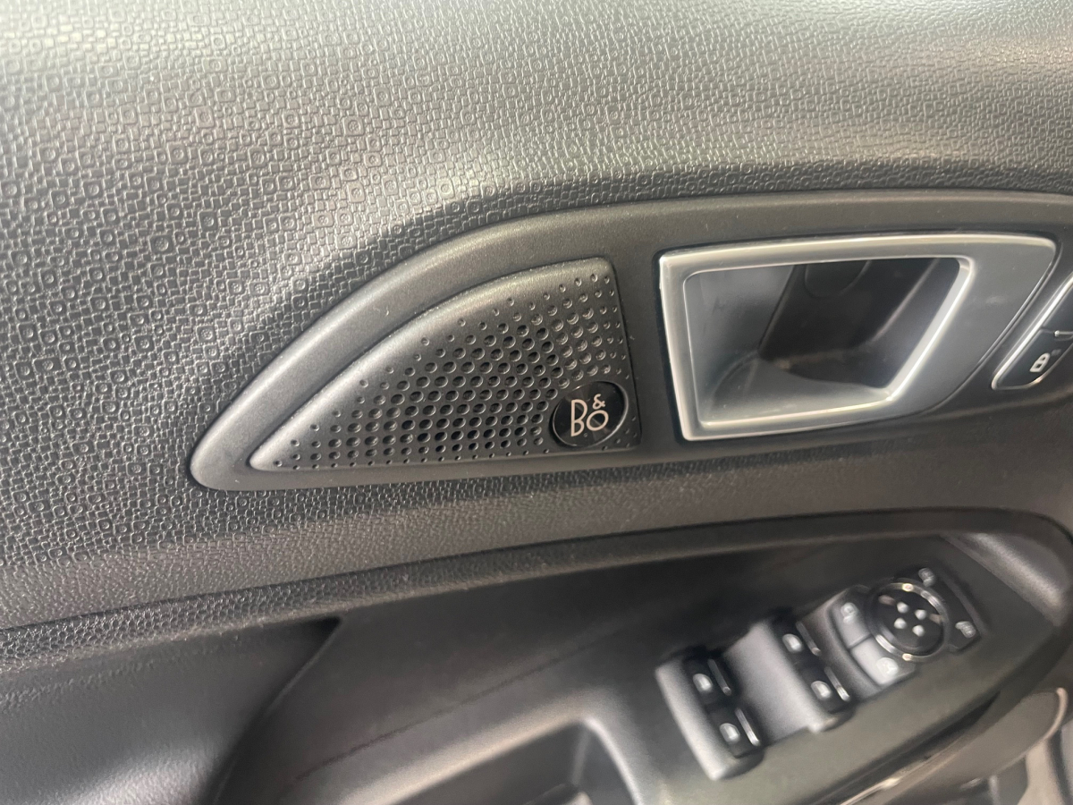 FORD ECOSPORT 1.5 DIESEL 95CH TITANIUM GPS RADAR RECUL  FORD ECOSPORT 1.5 DIESEL 95CH TITANIUM GPS RADAR RECUL