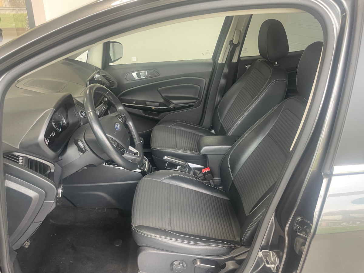 FORD ECOSPORT 1.5 DIESEL 95CH TITANIUM GPS RADAR RECUL  FORD ECOSPORT 1.5 DIESEL 95CH TITANIUM GPS RADAR RECUL