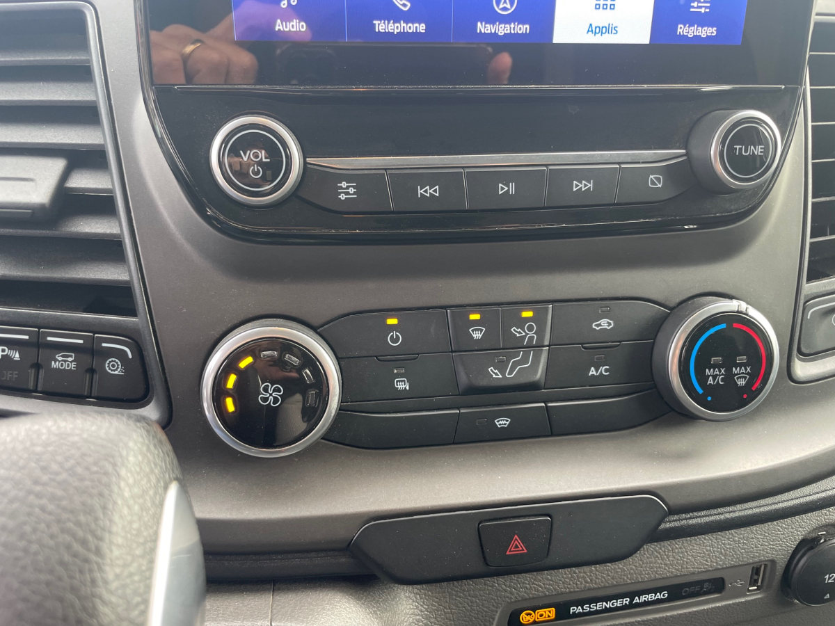 FORD TRANSIT CUSTOM FG 300 L2H1 2.0 ECOBLUE 130 S&S TREND BUSINESS BVA6 7CV ATTACHE CAMERA GPS FORD TRANSIT CUSTOM FG 300 L2H1 2.0 ECOBLUE 130 S&S TREND BUSINESS BVA6 7CV ATTACHE CAMERA GPS