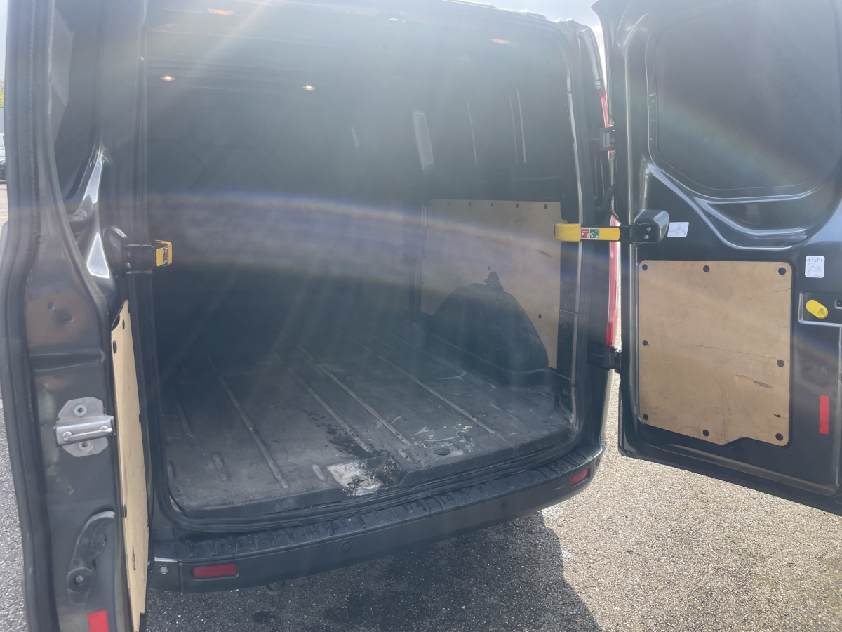 FORD TRANSIT CUSTOM FG 320 L2H1 2.0 ECOBLUE 170 TREND BUSINESS 