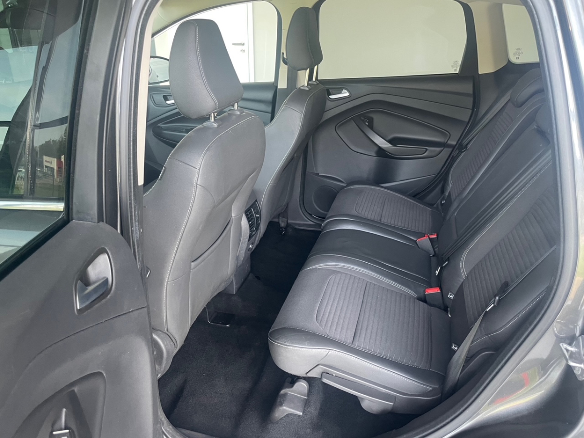 FORD KUGA 1.5 TDCI 120CH  BUSINESS EDITION 4X2 POWERSHIFT CAMERA GPS BA FORD KUGA 1.5 TDCI 120CH  BUSINESS EDITION 4X2 POWERSHIFT CAMERA GPS BA