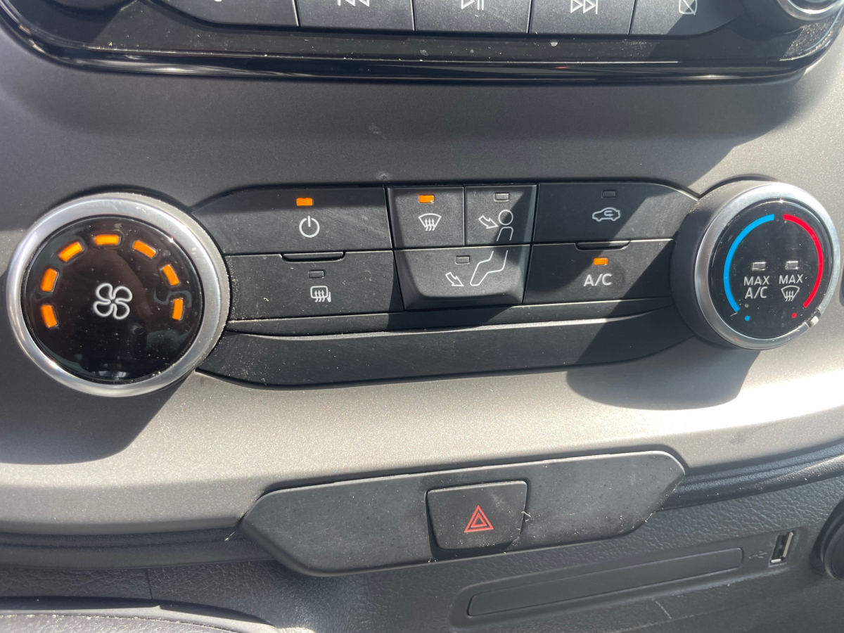 FORD TRANSIT CUSTOM 280 L1H1 2.0 ECOBLUE 130 TREND BUSINESS CAMERA GPS FORD TRANSIT CUSTOM 280 L1H1 2.0 ECOBLUE 130 TREND BUSINESS CAMERA GPS