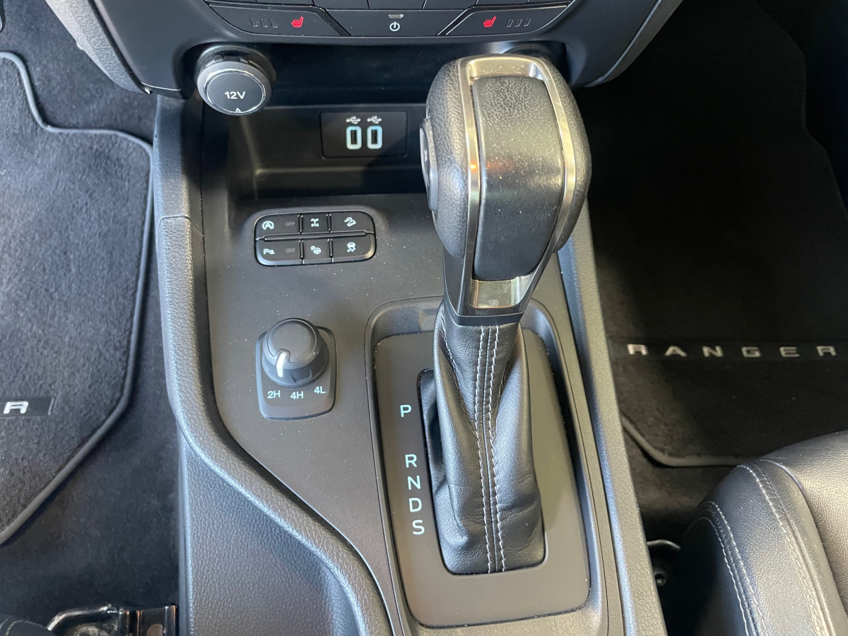 FORD RANGER 2.0 TDCI 213CH SUPER CAB LIMITED BVA10 ATTACHE GPS FORD RANGER 2.0 TDCI 213CH SUPER CAB LIMITED BVA10 ATTACHE GPS