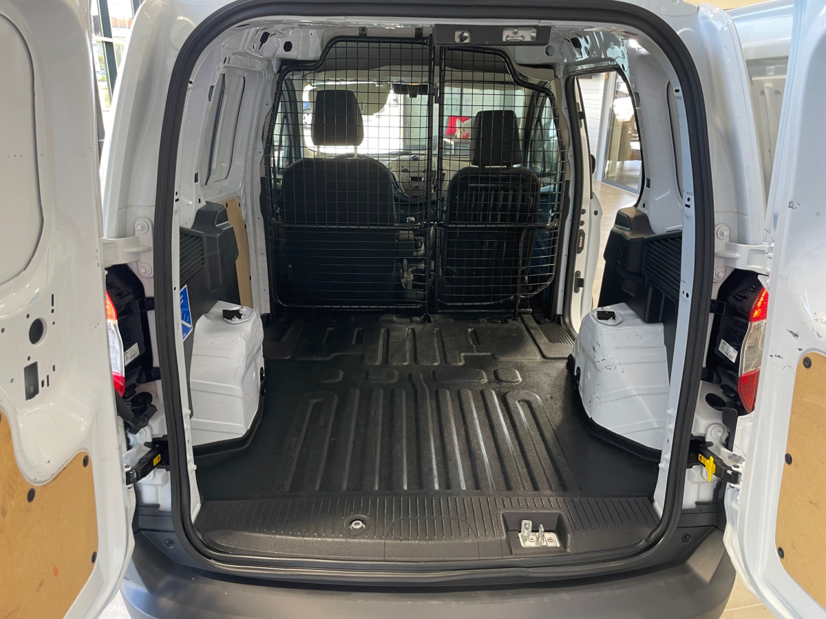 FORD TRANSIT COURIER 1.5 TDCI 100CH  TREND CLIM REG/LIM VITESSE FORD TRANSIT COURIER 1.5 TDCI 100CH  TREND CLIM REG/LIM VITESSE
