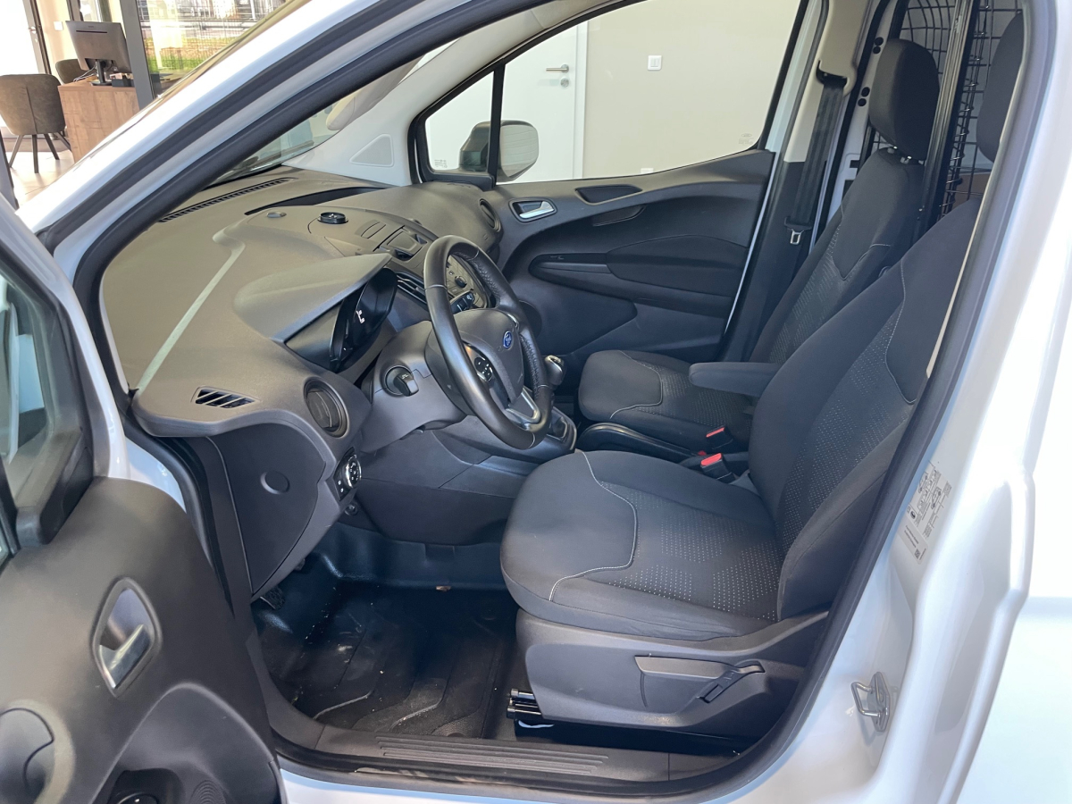FORD TRANSIT COURIER 1.5 TDCI 100CH  TREND CLIM REG/LIM VITESSE FORD TRANSIT COURIER 1.5 TDCI 100CH  TREND CLIM REG/LIM VITESSE