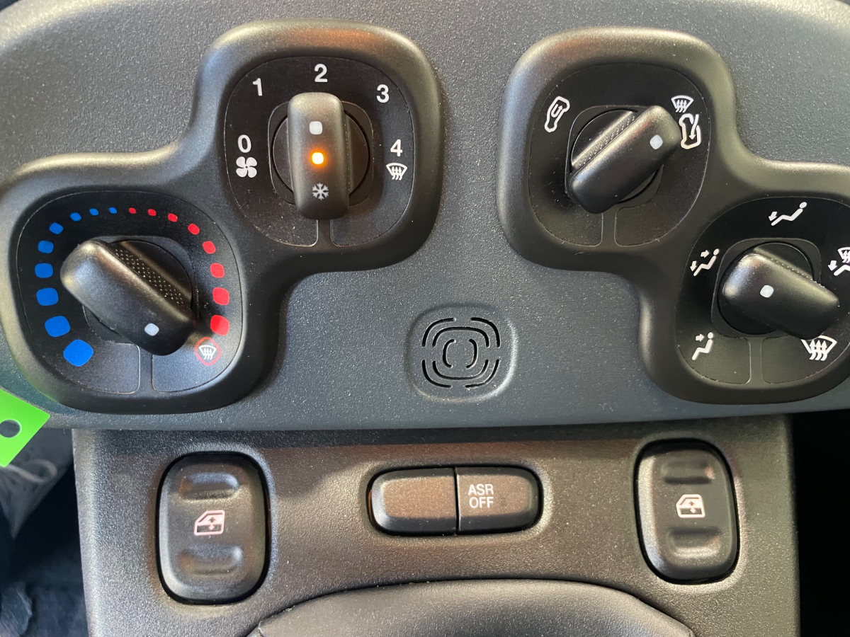 FIAT PANDA 1.2 8V 69CH S&S COOL CLIM FIAT PANDA 1.2 8V 69CH S&S COOL CLIM