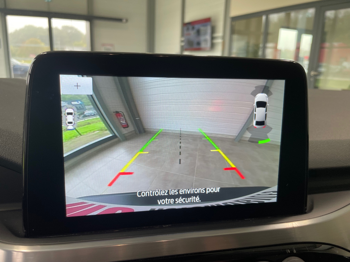 Ford Kuga 2.5 DURATEC 190CH FHEV E85 TITANIUM BVA Hayon elec Pack assistance  Ford Kuga 2.5 DURATEC 190CH FHEV E85 TITANIUM BVA Hayon elec Pack assistance