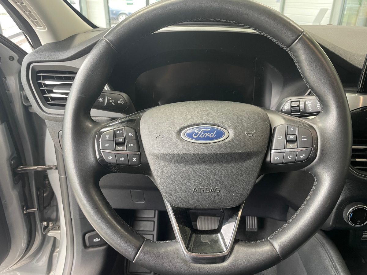Ford Kuga 2.5 DURATEC 190CH FHEV E85 TITANIUM BVA Hayon elec Pack assistance  Ford Kuga 2.5 DURATEC 190CH FHEV E85 TITANIUM BVA Hayon elec Pack assistance