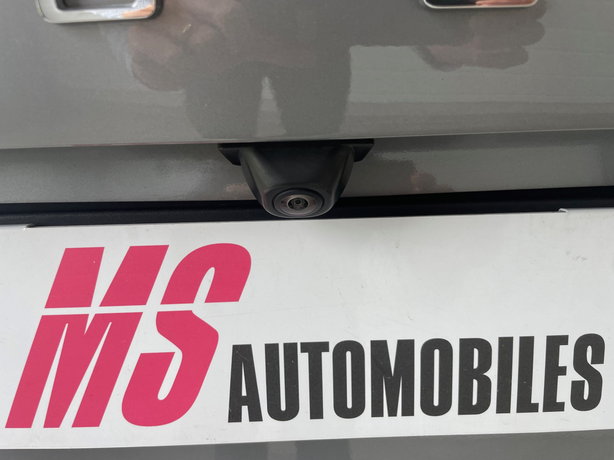 Ford Kuga 2.5 DURATEC 190CH FHEV E85 TITANIUM BVA Hayon elec Pack assistance  Ford Kuga 2.5 DURATEC 190CH FHEV E85 TITANIUM BVA Hayon elec Pack assistance