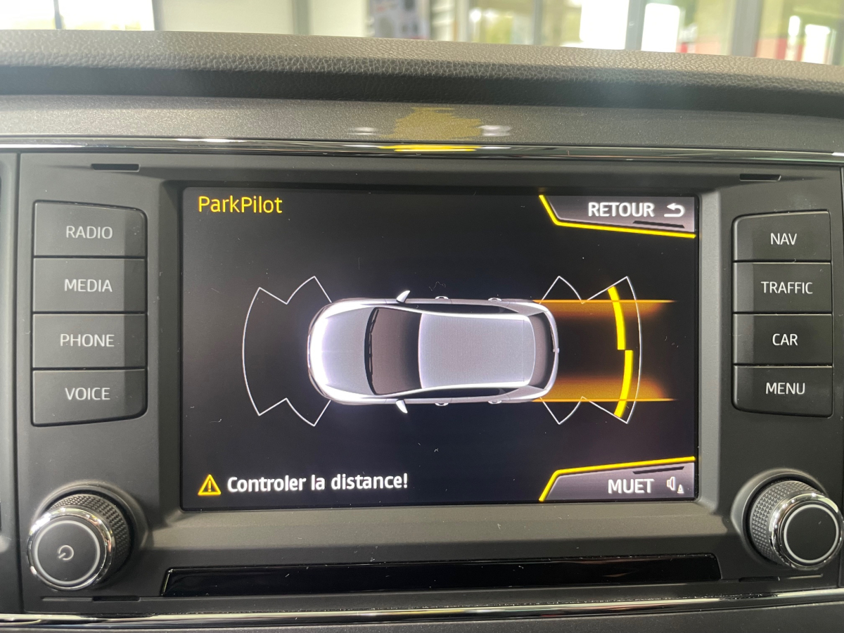 SEAT LEON 1.4 TSI 125CH FR TOIT OUVRANT SIEGES CHAUFFANT GPS SEAT LEON 1.4 TSI 125CH FR TOIT OUVRANT SIEGES CHAUFFANT GPS