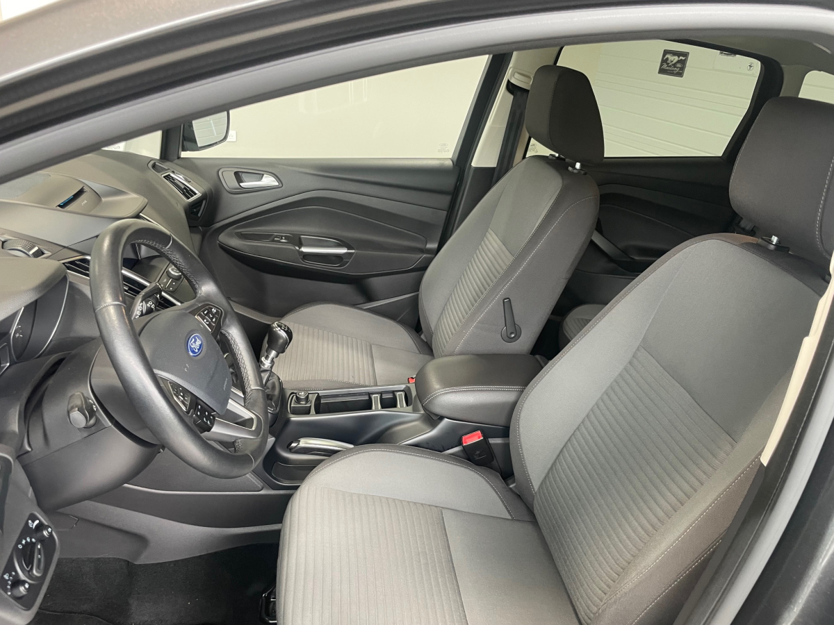 FORD C-MAX 1.0 ECOBOOST 125CH STOP&START TITANIUM PACK HIVER GPS CAMERA FORD C-MAX 1.0 ECOBOOST 125CH STOP&START TITANIUM PACK HIVER GPS CAMERA