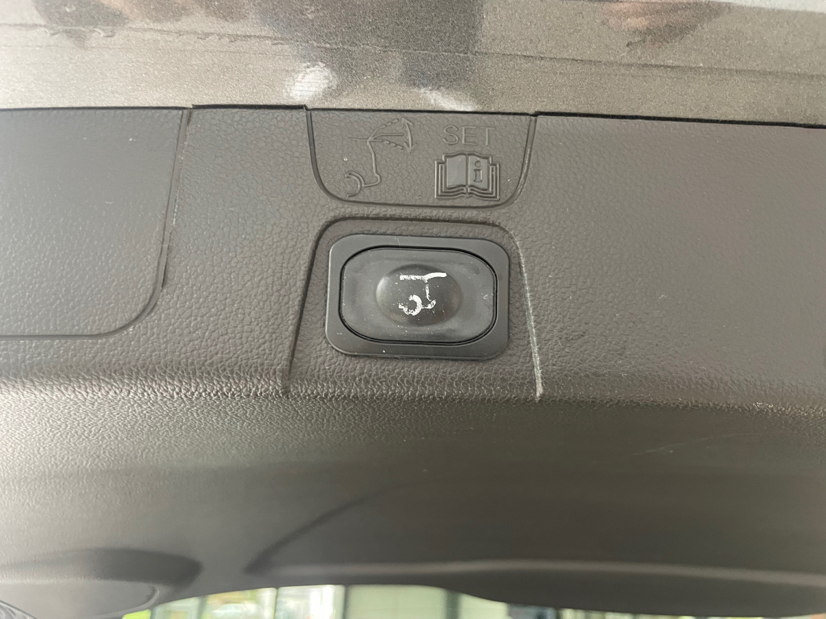 FORD C-MAX 1.0 ECOBOOST 125CH STOP&START TITANIUM PACK HIVER GPS CAMERA FORD C-MAX 1.0 ECOBOOST 125CH STOP&START TITANIUM PACK HIVER GPS CAMERA