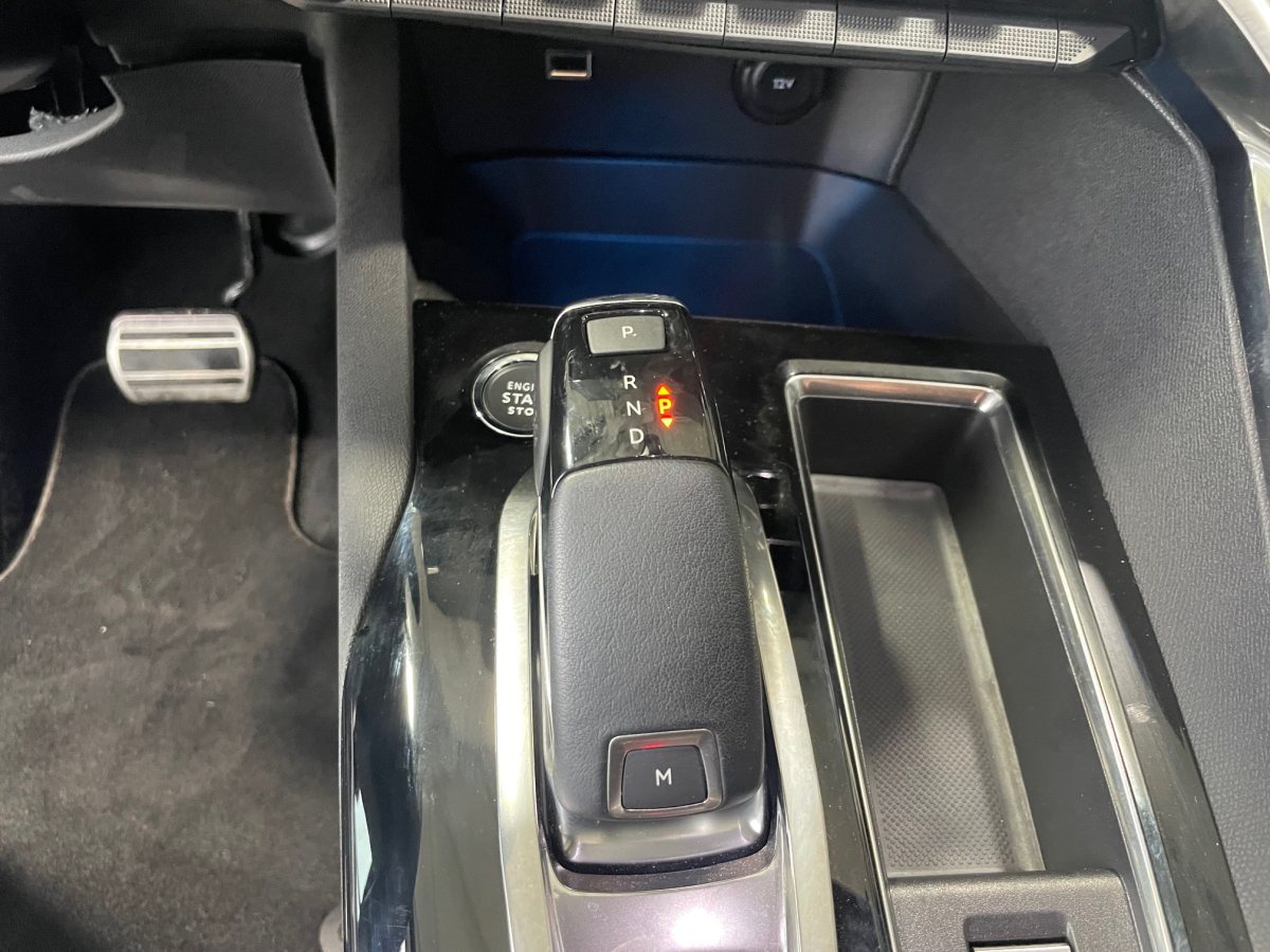 PEUGEOT 3008 1.5 BLUEHDI 130CH S&S GT EAT8 CAMERA 