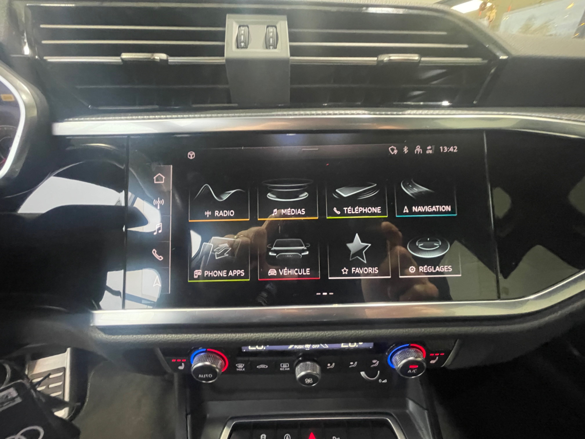 AUDI Q3 35 TDI 150CH TYPE S LINE INTÉRIEUR QUATTRO S TRONIC 7 CAMERA / ATTELAGE ELECTRIQUE / SIEGES CHAUFFANTS