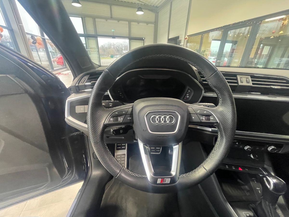 AUDI Q3 35 TDI 150CH TYPE S LINE INTÉRIEUR QUATTRO S TRONIC 7 CAMERA / ATTELAGE ELECTRIQUE / SIEGES CHAUFFANTS