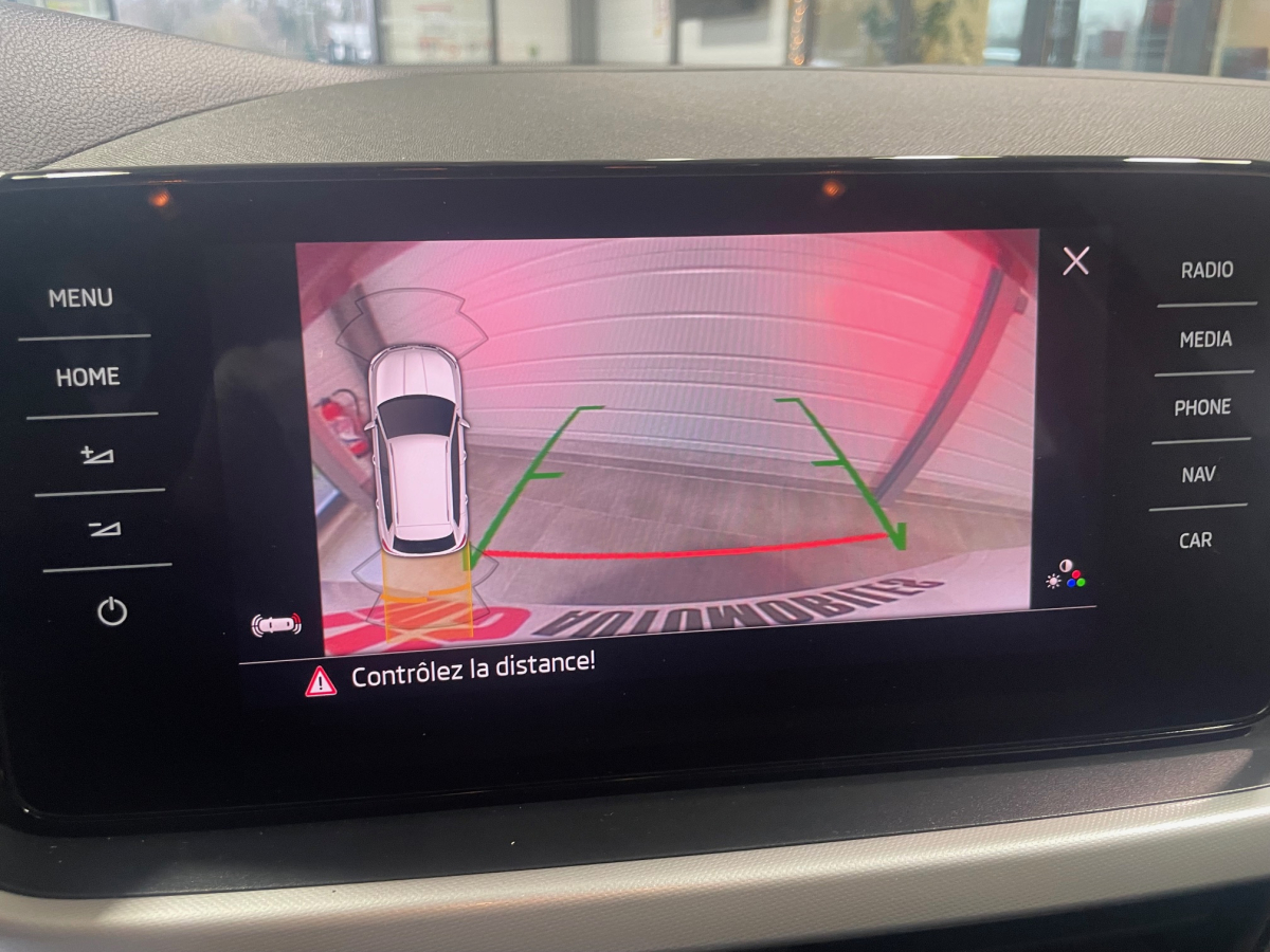 SKODA KAMIQ 1.0 TSI 116CH STYLE DSG7 TOIT PANO HAYON ELECT GPS