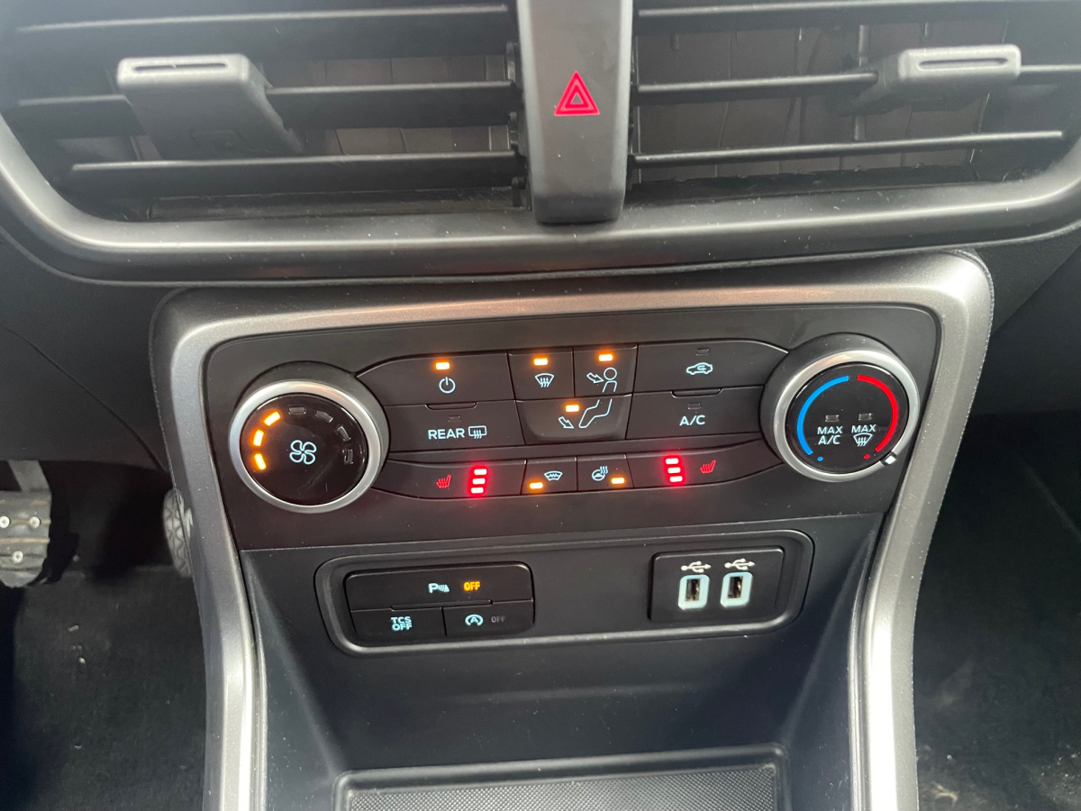 FORD ECOSPORT 1.0 ECOBOOST 125CH TITANIUM PACK HIVER