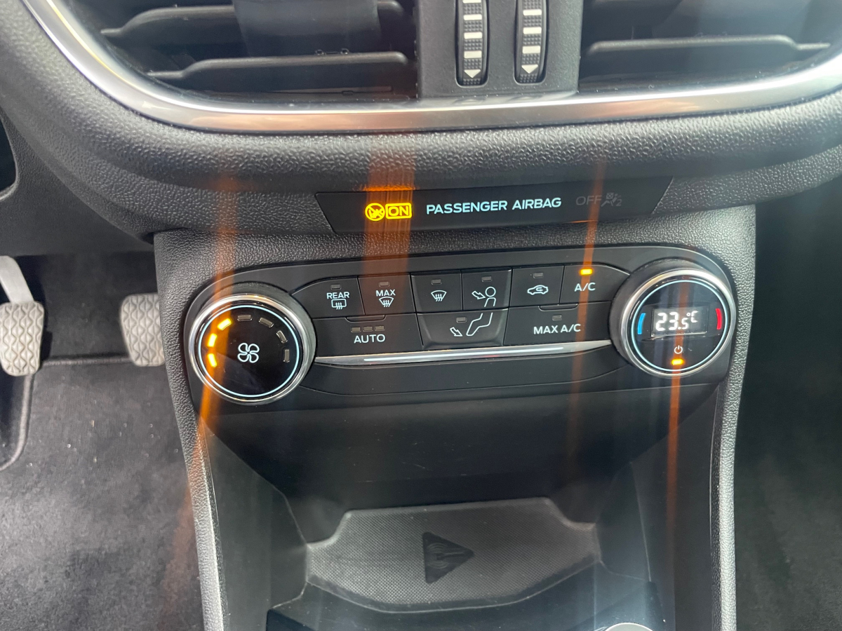 FORD FIESTA ACTIVE 1.0 ECOBOOST 100CH 5P GPS JA