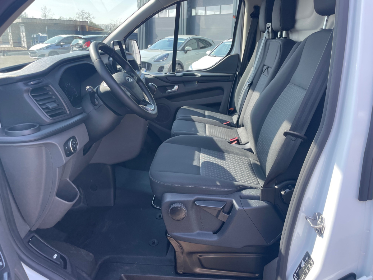 FORD TRANSIT CUSTOM FG 300 L1H1 2.0 ECOBLUE 130 TREND BUSINESS - CAMERA - GPS