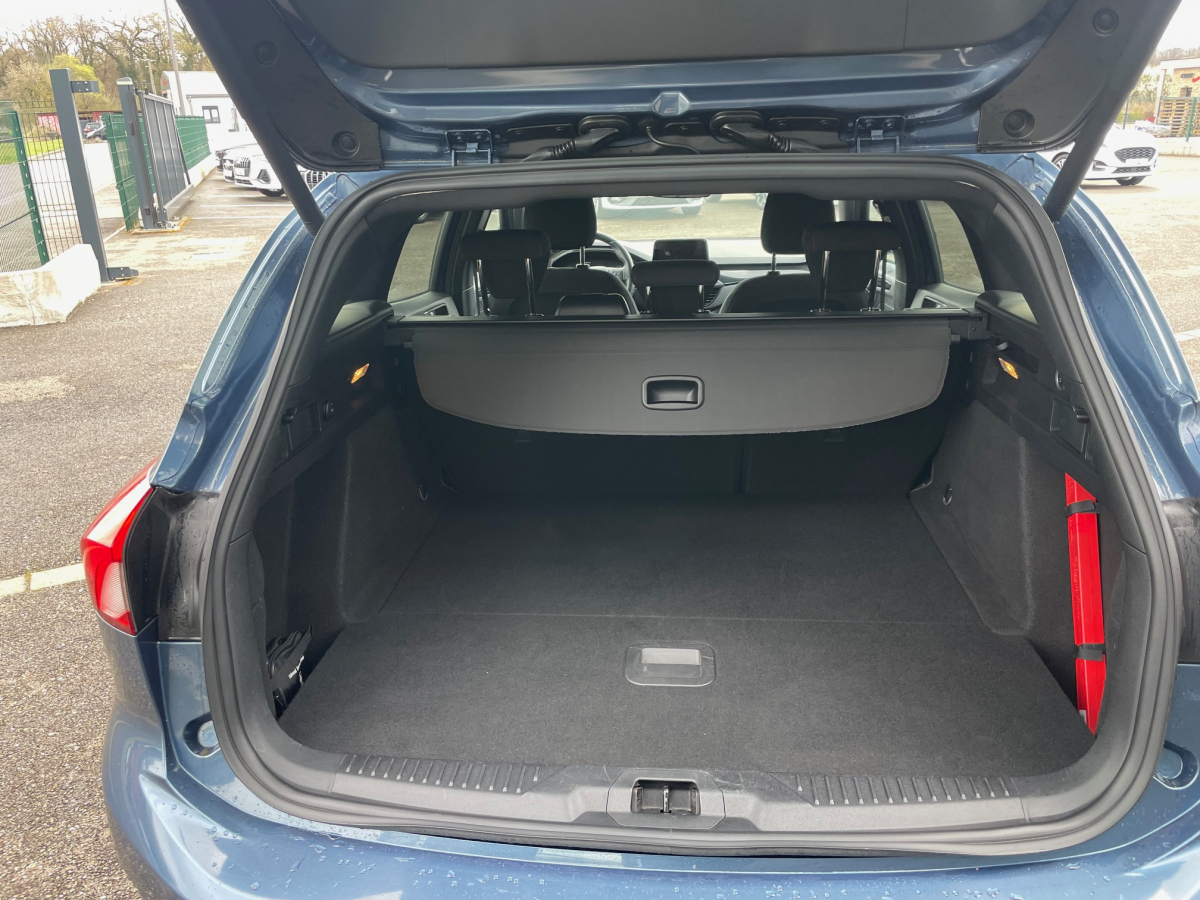 FORD FOCUS SW 1.5 ECOBOOST 150CH ST-LINE CAMERA / PACK HIVER / ATTACHE ELECTRIQUE