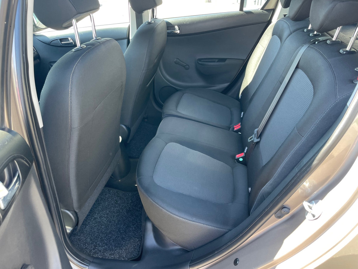 HYUNDAI I20 1.1 CRDI75 PACK INVENTIVE CLIM