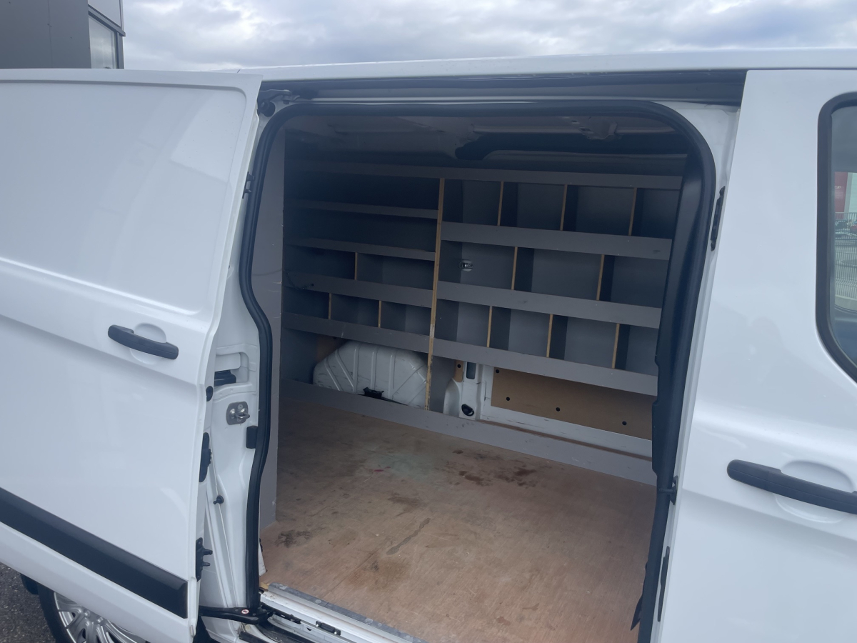 FORD TRANSIT CUSTOM FG 300 L1H1 2.0 ECOBLUE 130 S&S TREND BUSINESS BVA6 CAMERA GRAND ECRAN GPS