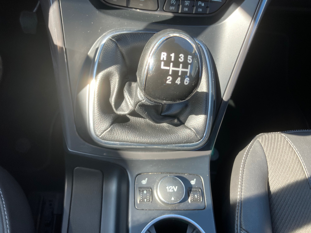 FORD KUGA 2.0 TDCI 120CH TITANIUM PACK HIVER