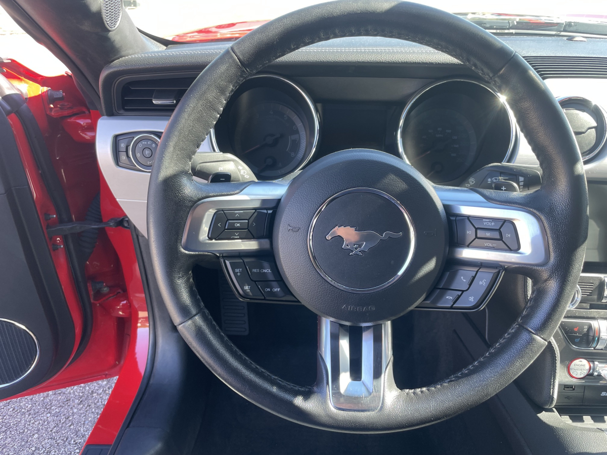 FORD MUSTANG FASTBACK 5.0 V8 421CH GT BVA6 GPS SIEGES CHAUFFANTS ET CLIMATISÉS PAS DE MALUS