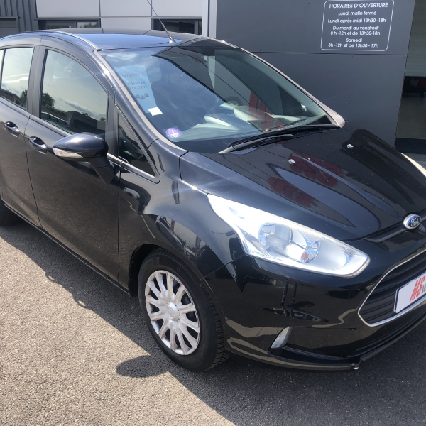 FORD B MAX ESSENCE 125 CH 2 PORTES AR COULISSANTES