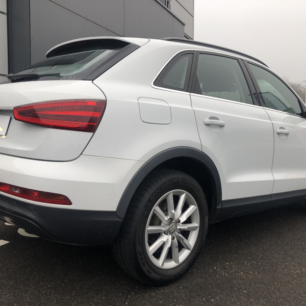 AUDI Q3 QUATTRO S TRONIC 211 CH ESSENCE