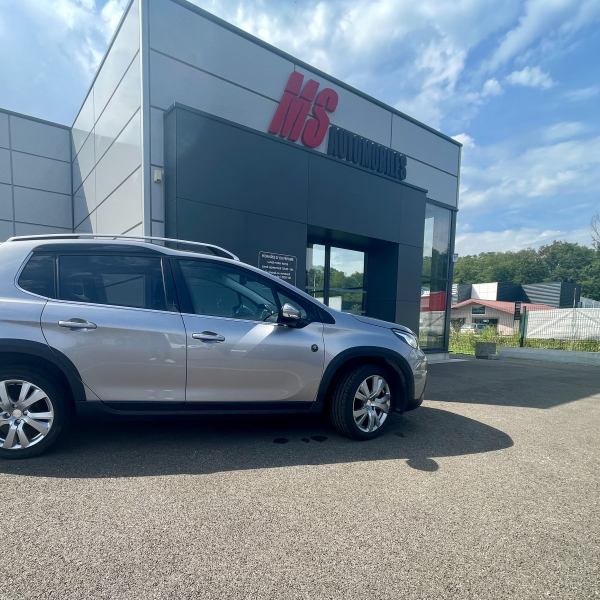 Peugeot 2008 Crossway 130ch - Boite Automatique - Toit panoramique