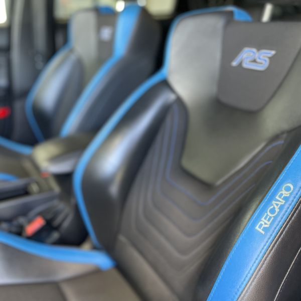 Ford Focus RS 400ch - RECARO - Jantes RS forgées 