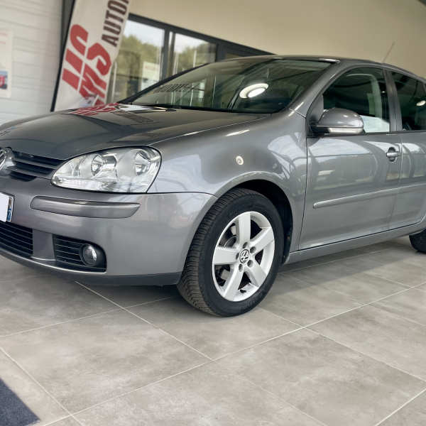 Volkswagen Golf 5 1.9 TDI 105 ch United