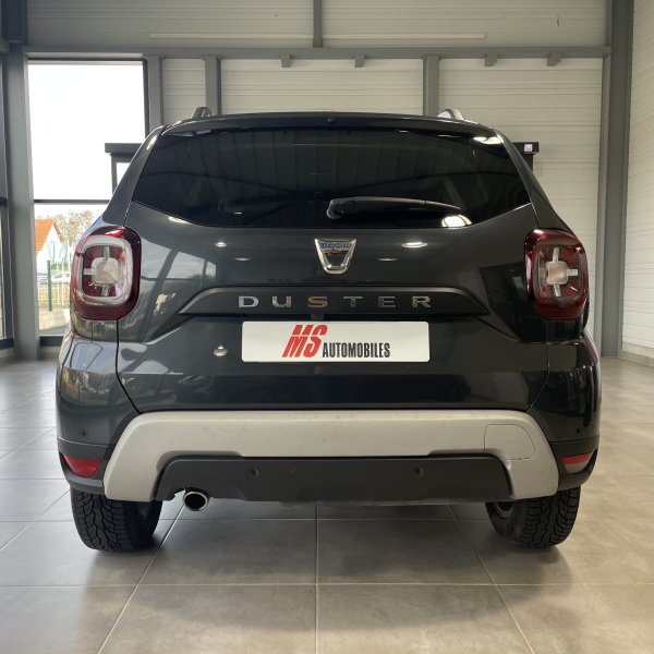 DACIA DUSTER 1.5 BluedCi 115 Prestige avec Carte mains libres, GPS et Caméra de recul