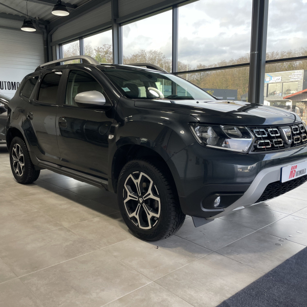 DACIA DUSTER 1.5 BluedCi 115 Prestige avec Carte mains libres, GPS et Caméra de recul