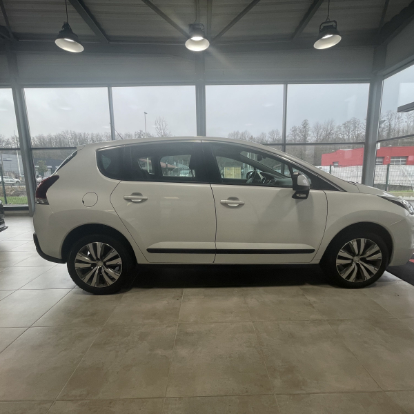 Peugeot 3008 1.6 HDI 115 ch FAP Active