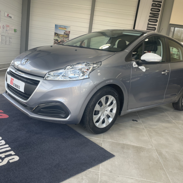 Peugeot 208 1.2 Puretech 68 ch Like 5 portes