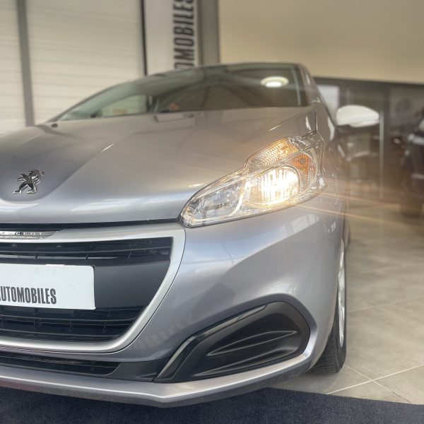 Peugeot 208 1.2 Puretech 68 ch Like 5 portes