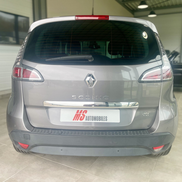 Renault Scenic 1.5 dCi 110 ch eco²