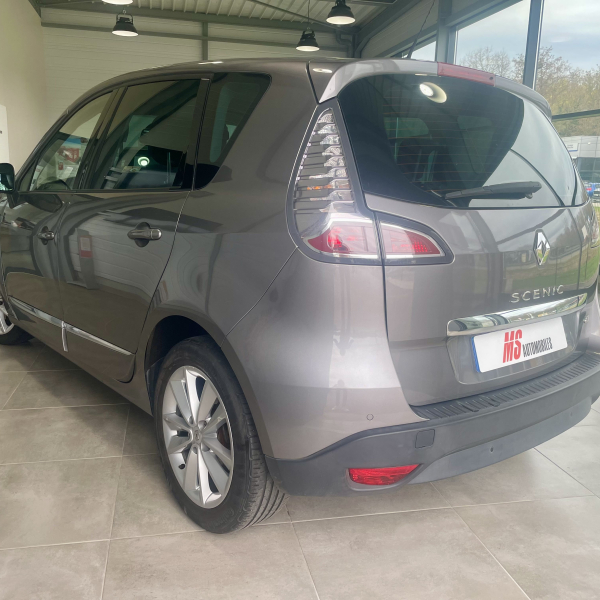 Renault Scenic 1.5 dCi 110 ch eco²