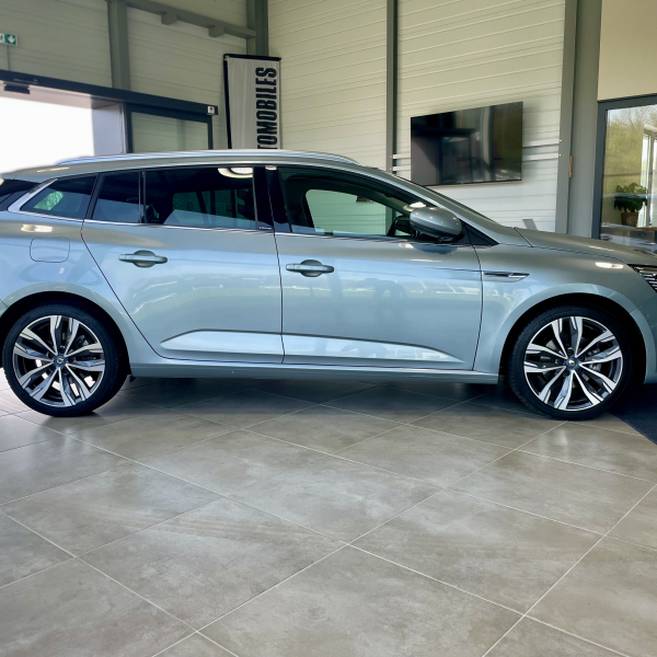 Renault Megane IV Estate 1.6 E-Tech Plug-In 160ch Business Intens