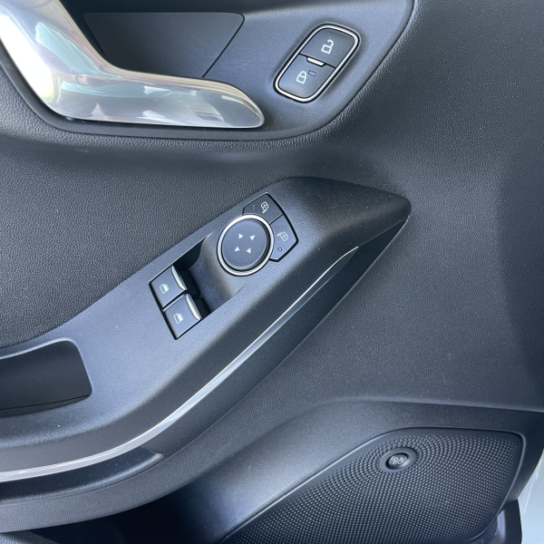 Ford Fiesta 1.5 ECOBOOST 200CH ST-PACK 3P ( en arrivage )