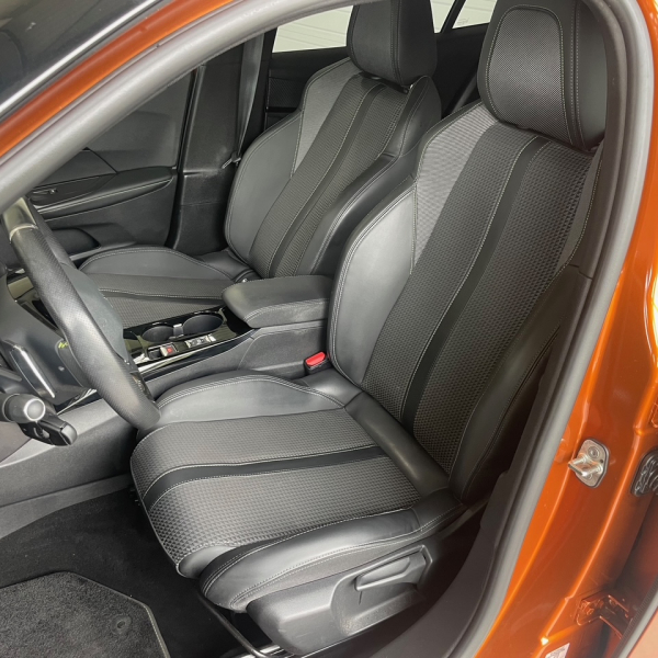 Peugeot 2008 1.5 BLUEHDI 130CH S&S GT EAT8 Sieges chauffants