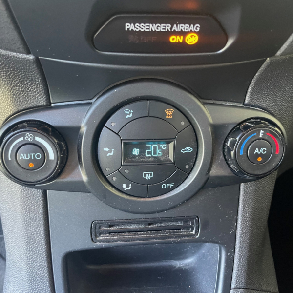 Ford Fiesta 1.25 82CH EDITION 5P JANTES ALU GPS