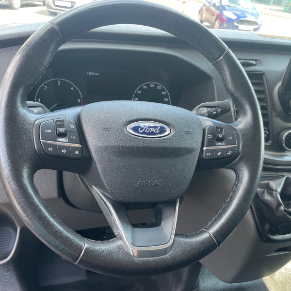 Ford TRANSIT CUSTOM FG 280 L1H1 2.0 ECOBLUE 130 TREND BUSINESS Attelage