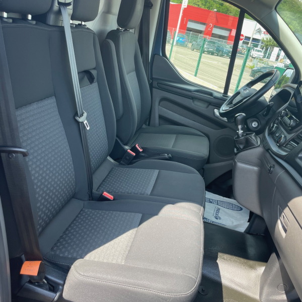 Ford TRANSIT CUSTOM FG 280 L1H1 2.0 ECOBLUE 130 TREND BUSINESS Attelage