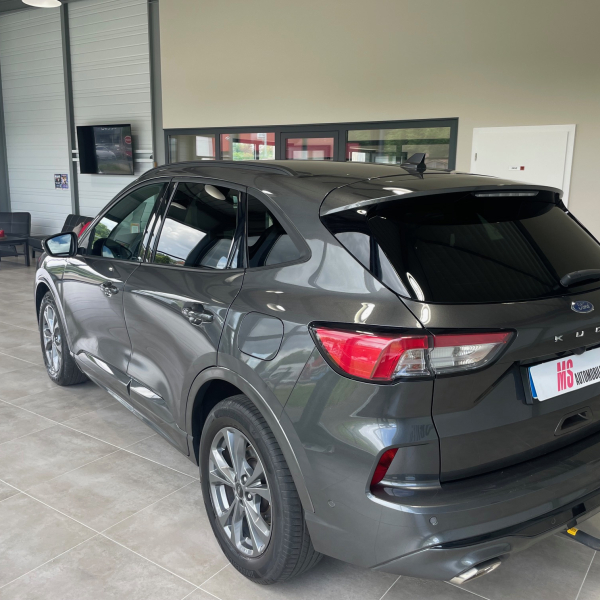 Ford Kuga 2.5 DURATEC 190CH FHEV E85 ST-LINE BVA Pack Hiver Attelage Hayon elec