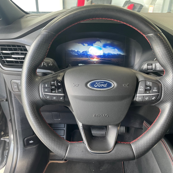 Ford Kuga 2.5 DURATEC 190CH FHEV E85 ST-LINE BVA Pack Hiver Attelage Hayon elec
