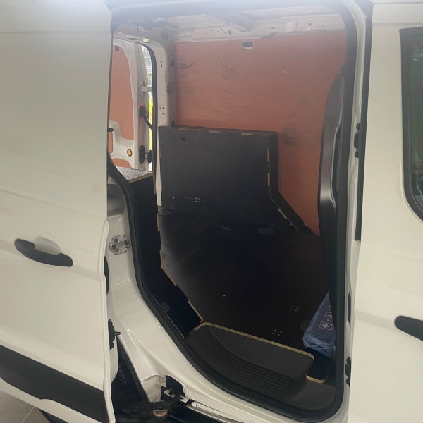 FORD TRANSIT CONNECT L1 1.5 ECOBLUE 120CH TREND ATTELAGE GPS CAMERA