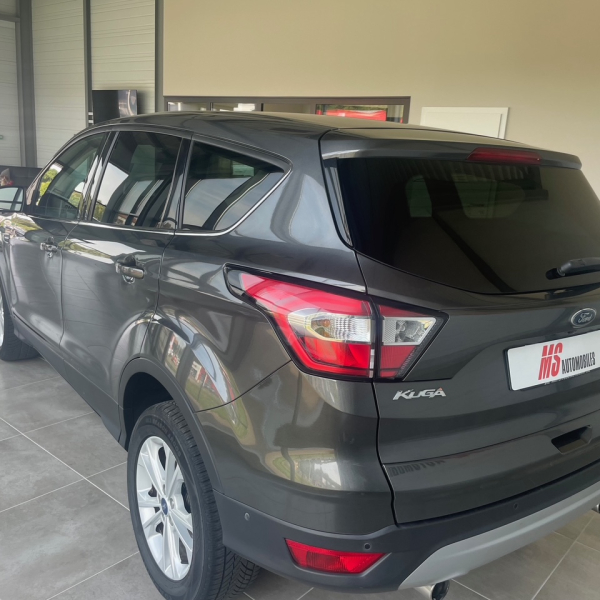 FORD KUGA 1.5 TDCI 120CH  BUSINESS EDITION 4X2 POWERSHIFT CAMERA GPS BA FORD KUGA 1.5 TDCI 120CH  BUSINESS EDITION 4X2 POWERSHIFT CAMERA GPS BA